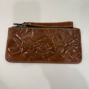 Patricia Nash Brown Floral Embossed Leather Wristlet Casual Western Minimal